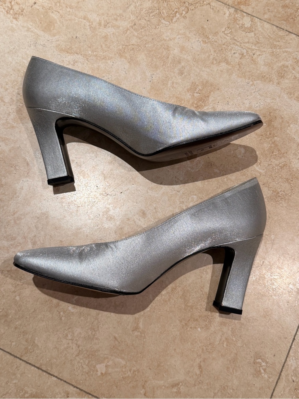 Vintage 90s Stuart Weitzman Silver Satin Mid Heel Pumps 7.5